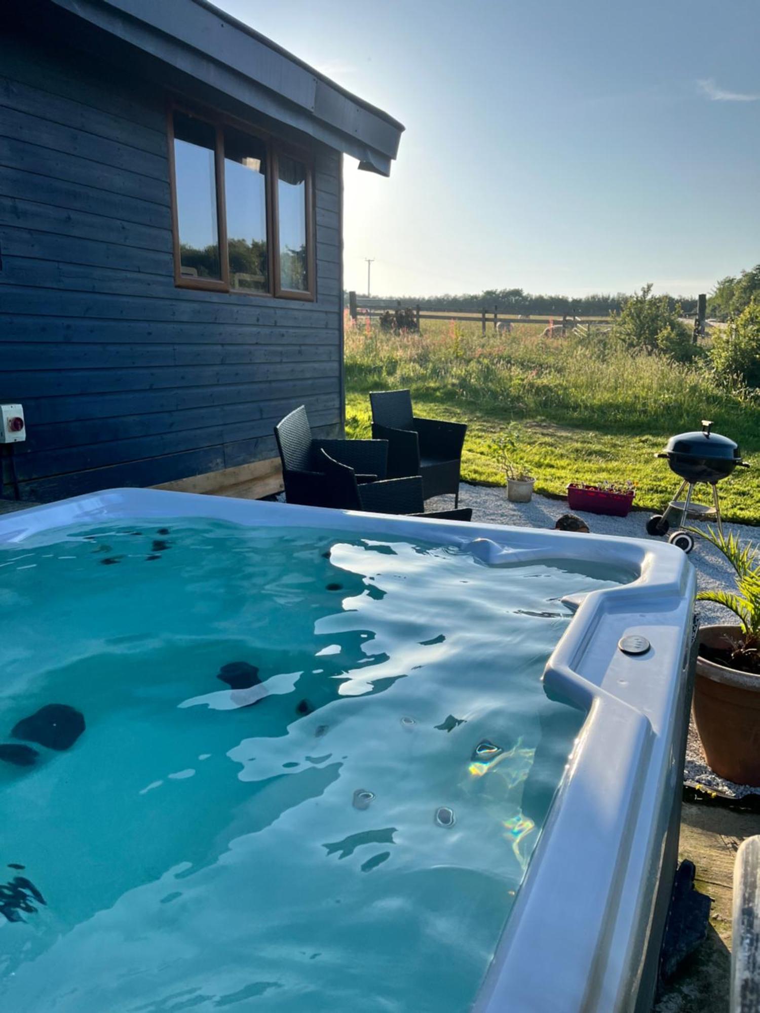 Tamarisk Cabin Bude Eksteriør bilde