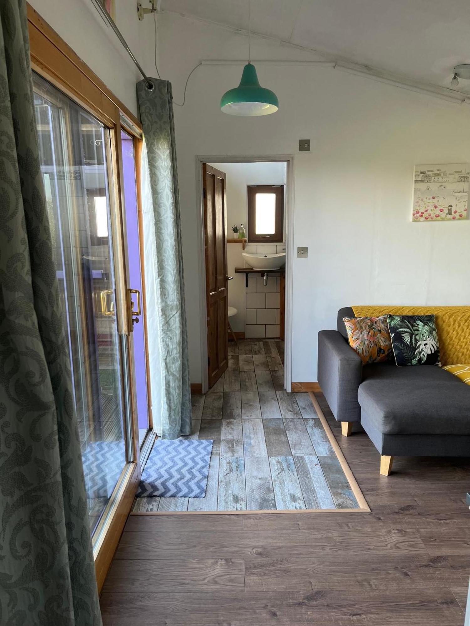 Tamarisk Cabin Bude Eksteriør bilde