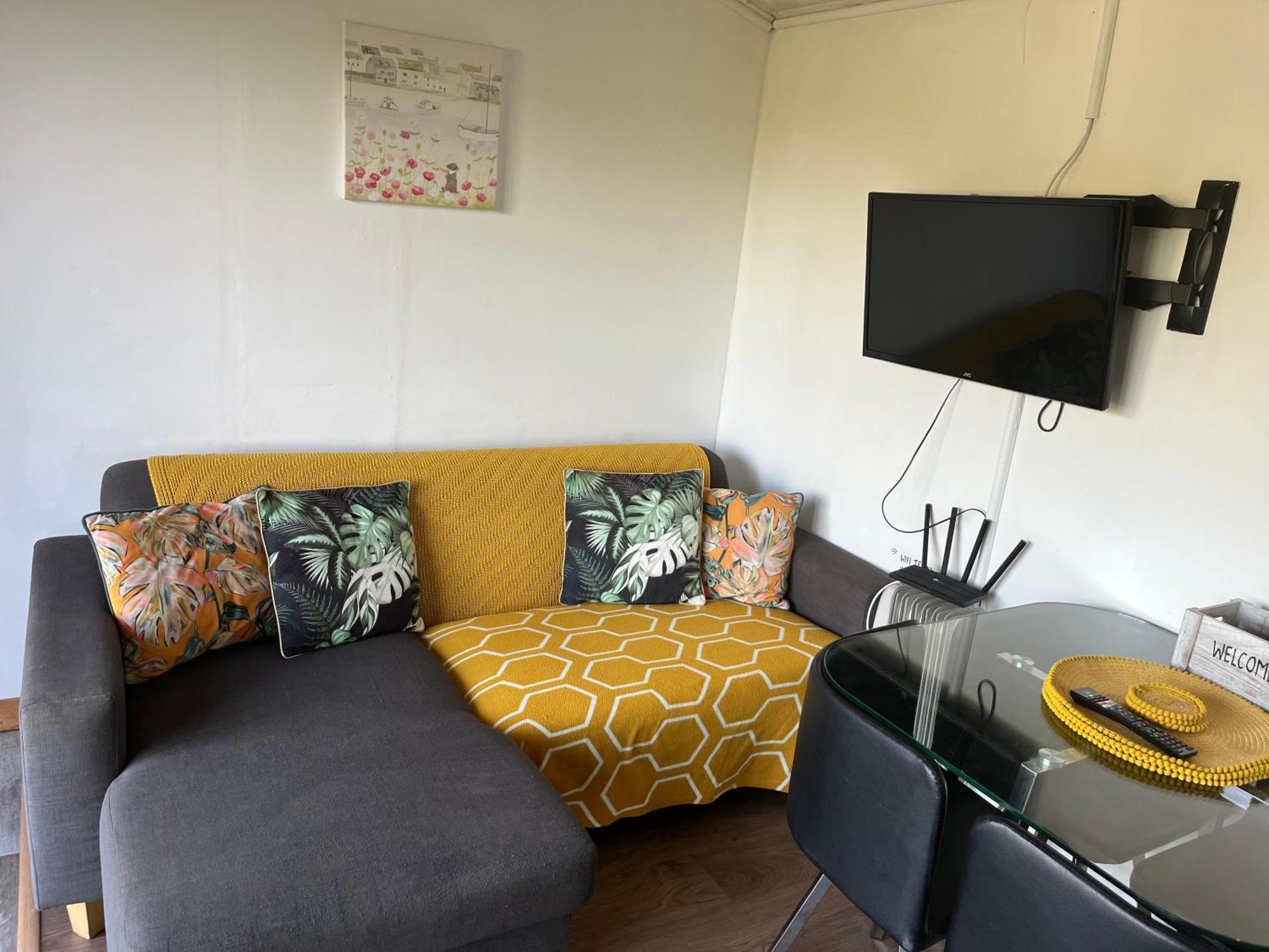 Tamarisk Cabin Bude Eksteriør bilde